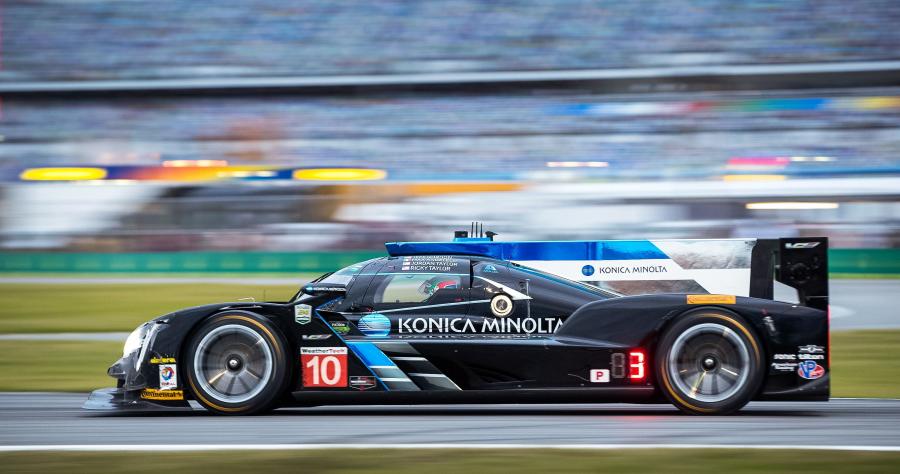  Cadillac DPi-V.R 2017 года  (фото 6 из 30)
